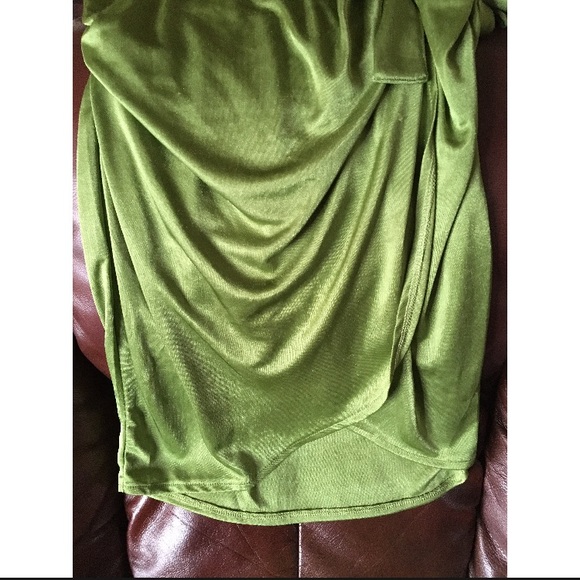 - Silk wrap dress - Picture 3 of 3